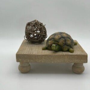 Home Grown by Enesco‎ Pineapple Turtle Figurine Whimsical Decor